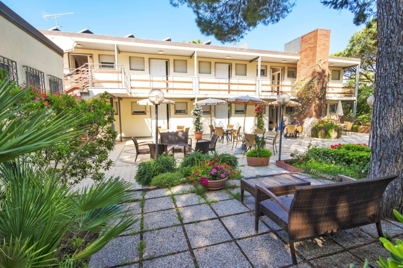 Aparthotel Casa Di Caccia